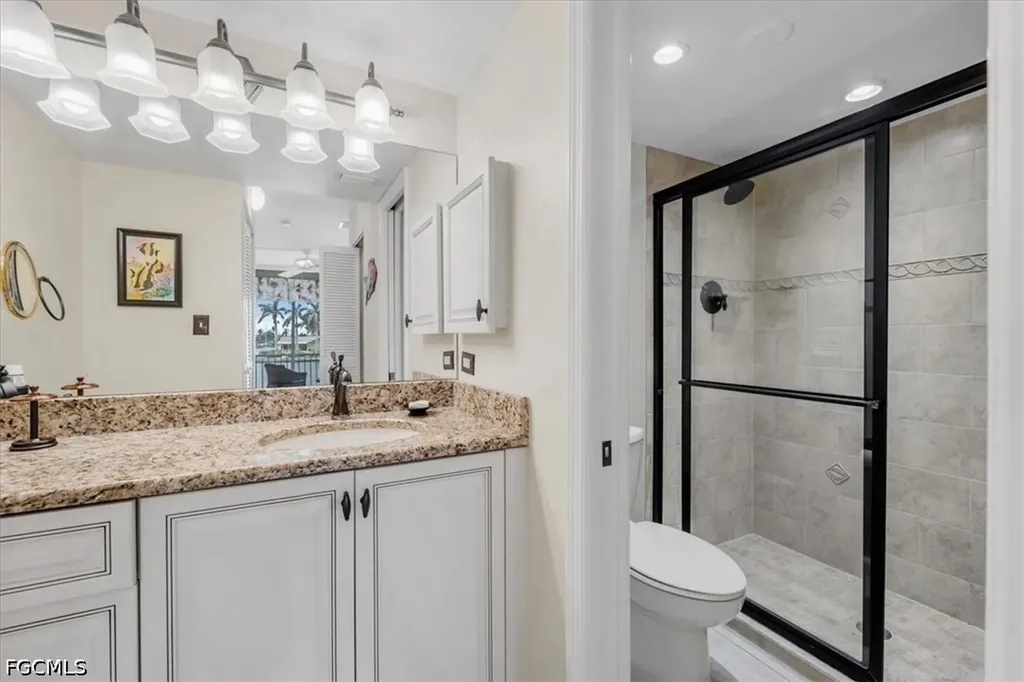 1926 SE 43rd Street Cape Coral FL 33904