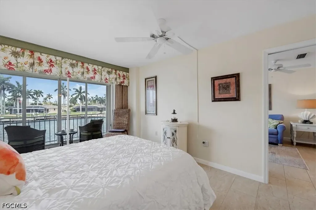 1926 SE 43rd Street Cape Coral FL 33904
