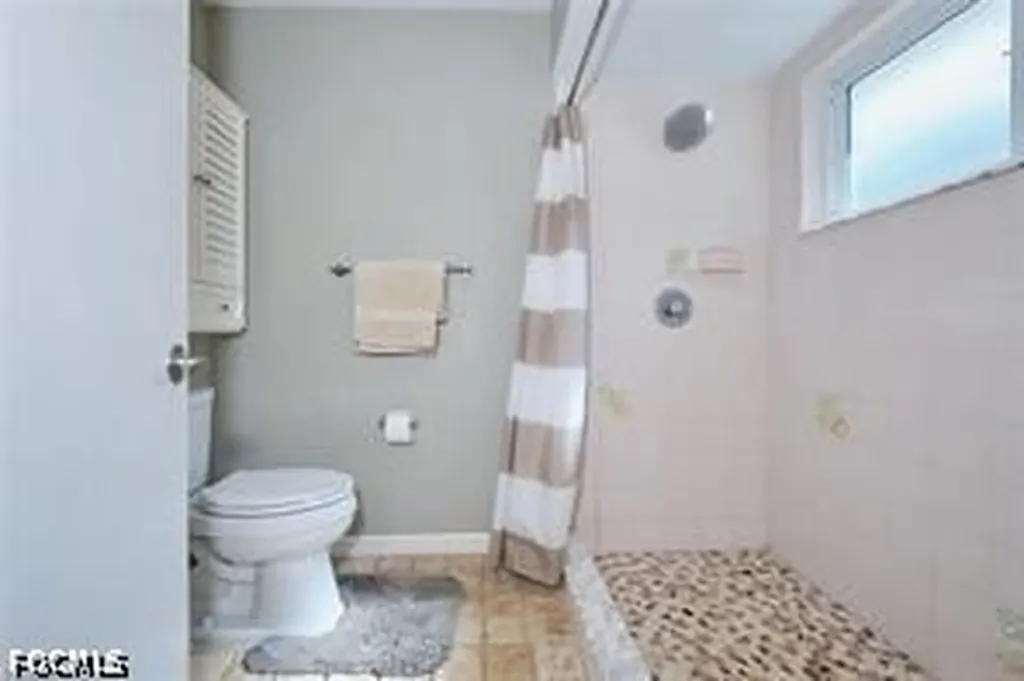 140 SE 8th Street Cape Coral FL 33990