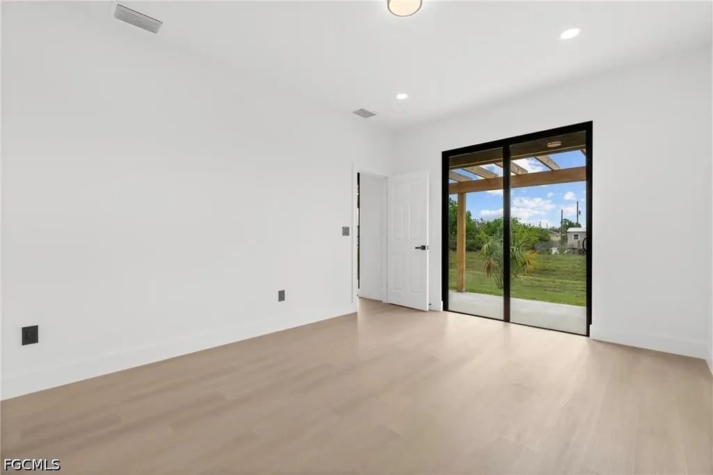 8033 Oakleaf Circle Labelle FL 33935