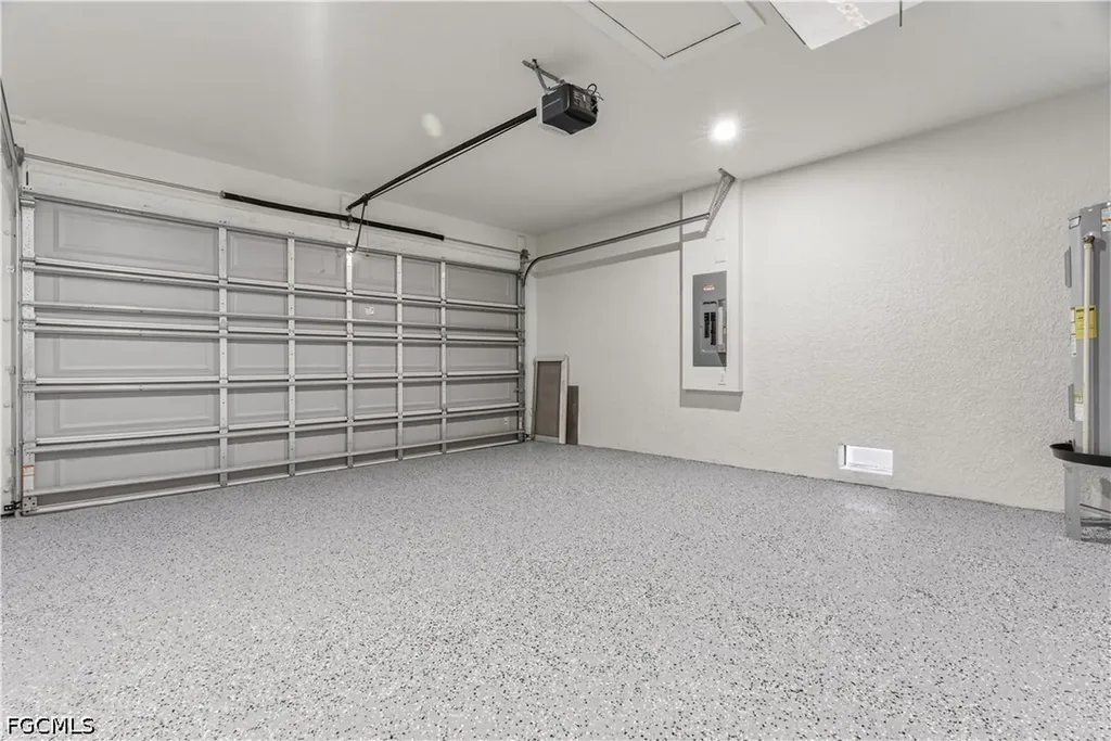 2108 NE 15th Terrace Cape Coral FL 33909