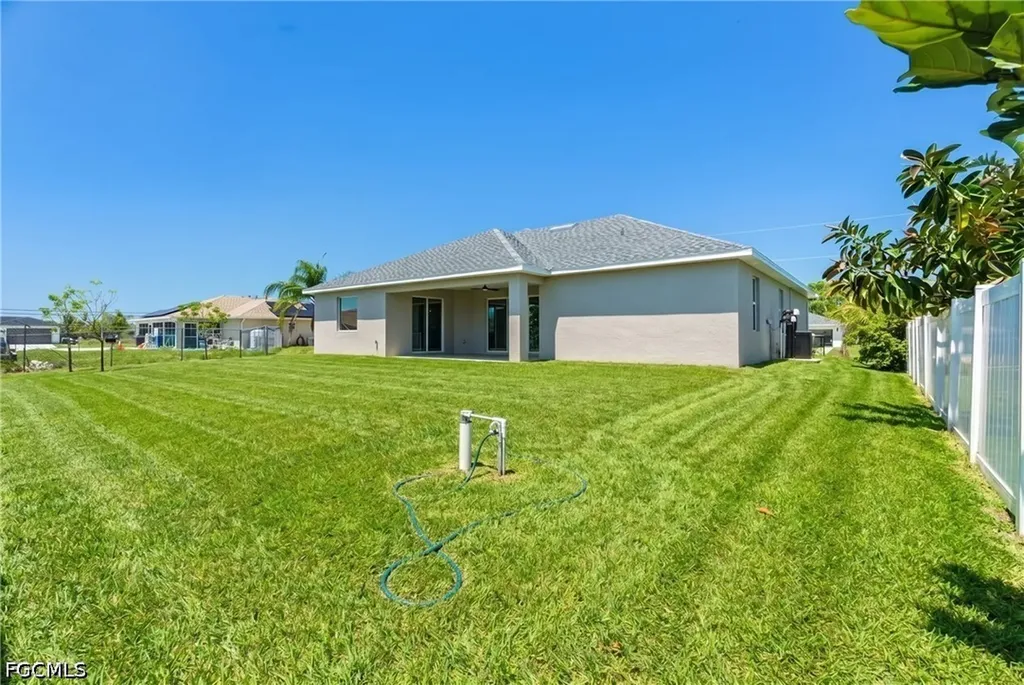 2108 NE 15th Terrace Cape Coral FL 33909