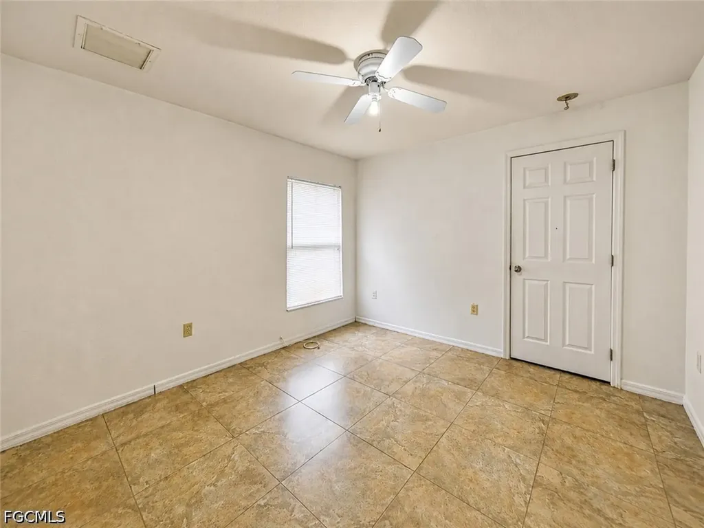 20 Hampton Avenue Lehigh Acres FL 33936