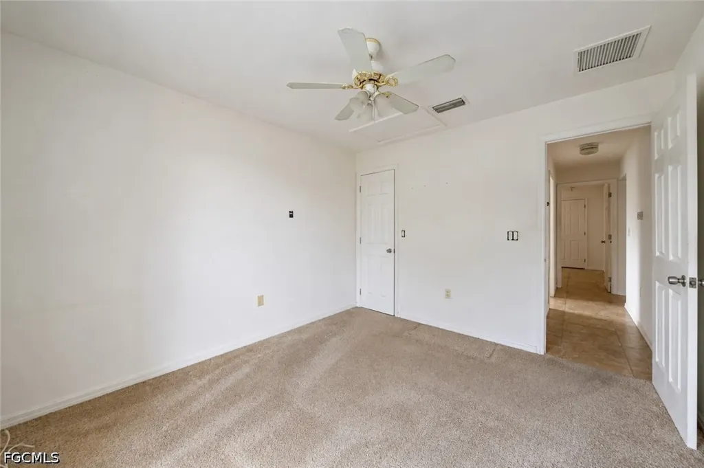 20 Hampton Avenue Lehigh Acres FL 33936