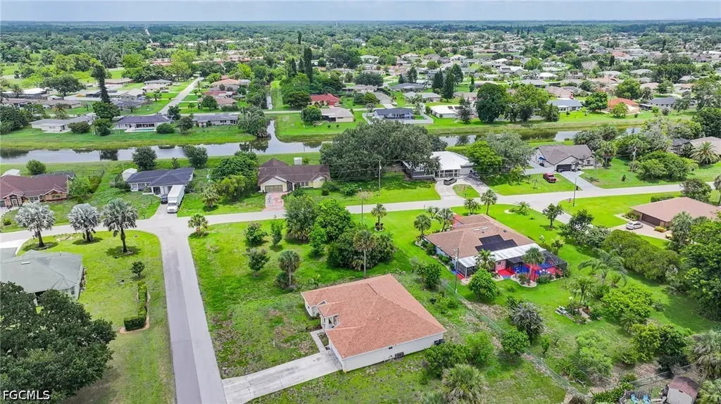 20 Hampton Avenue Lehigh Acres FL 33936