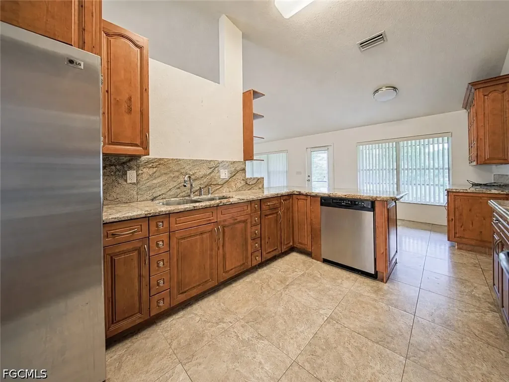 20 Hampton Avenue Lehigh Acres FL 33936