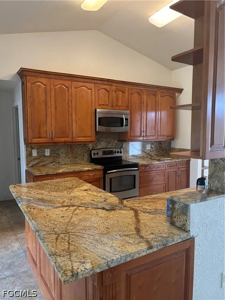 20 Hampton Avenue Lehigh Acres FL 33936