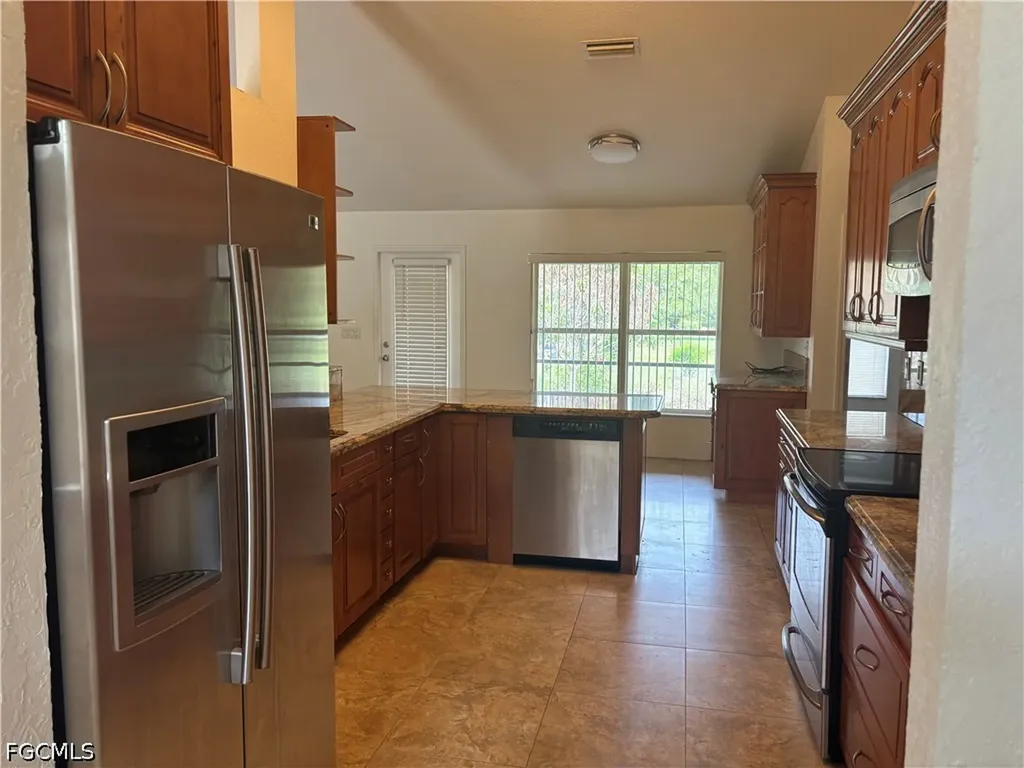 20 Hampton Avenue Lehigh Acres FL 33936