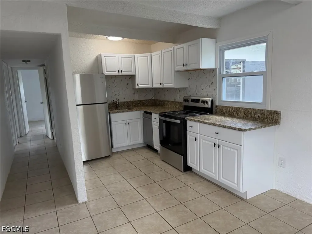 1818 Richards Street Naples FL 34120