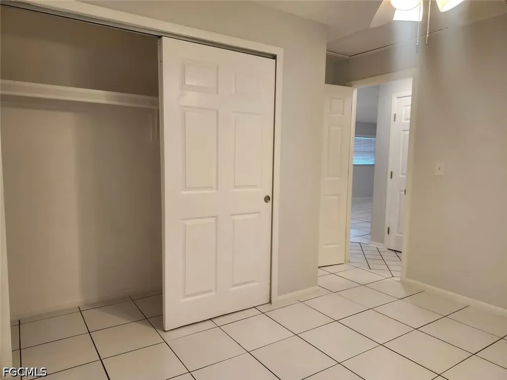 1901 SE 15th Place Cape Coral FL 33990