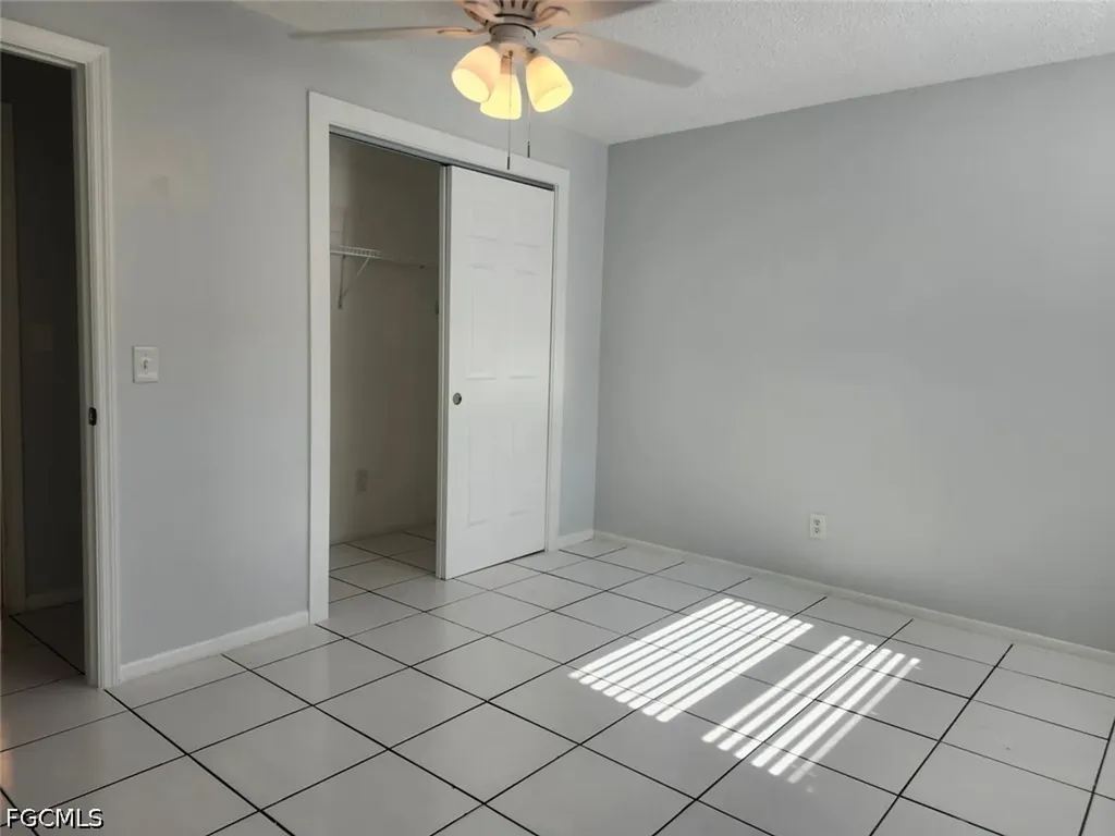 1901 SE 15th Place Cape Coral FL 33990