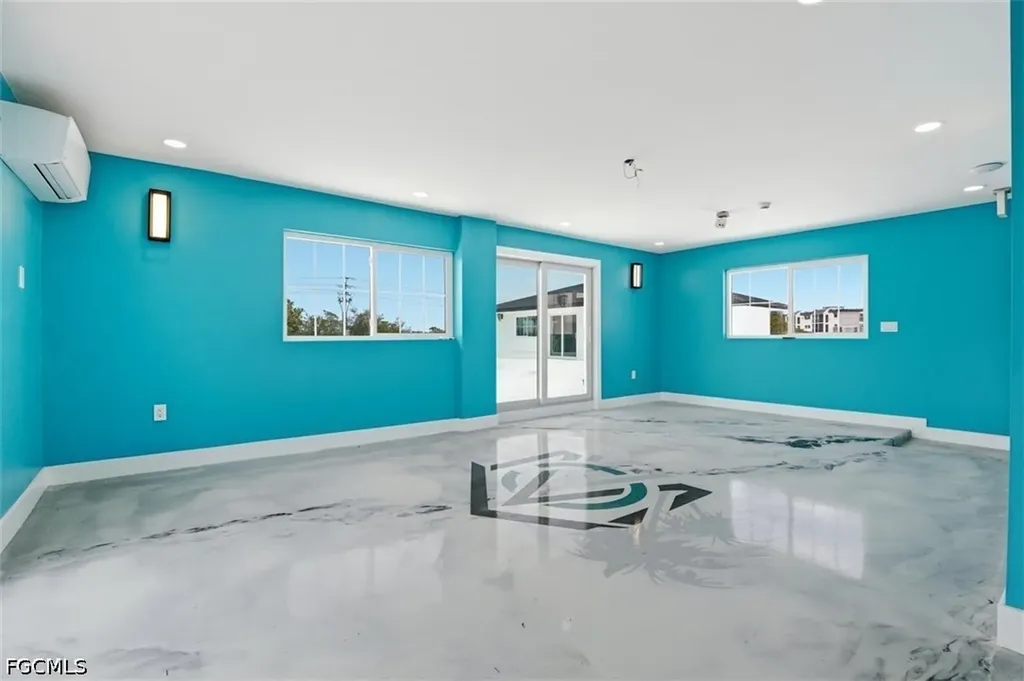 3706 Broadway Fort Myers FL 33901