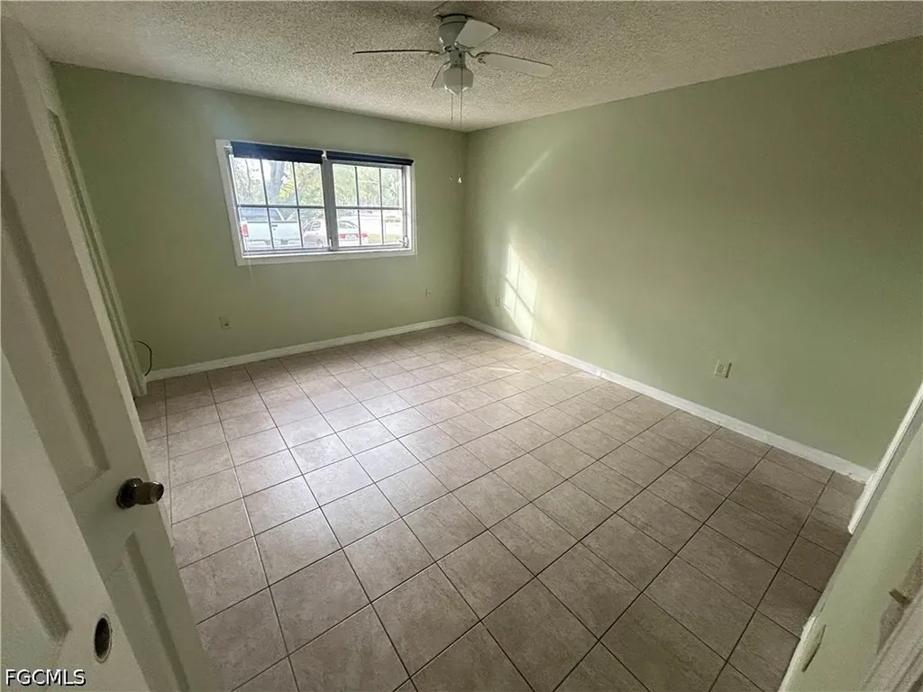 3706 Broadway Fort Myers FL 33901
