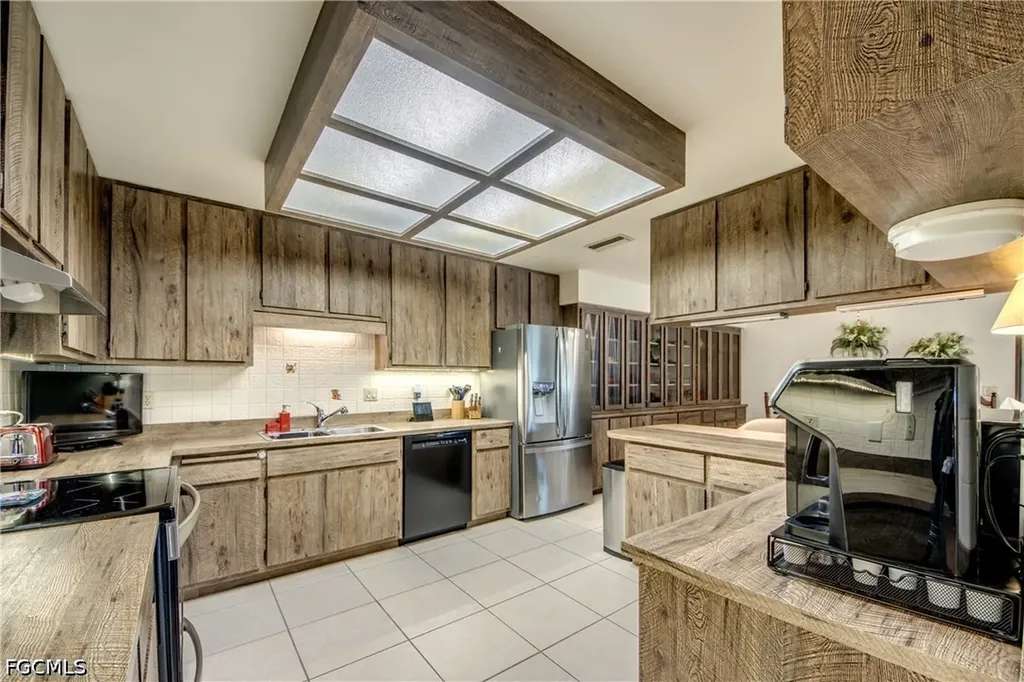 4963 Vincennes Street Cape Coral FL 33904