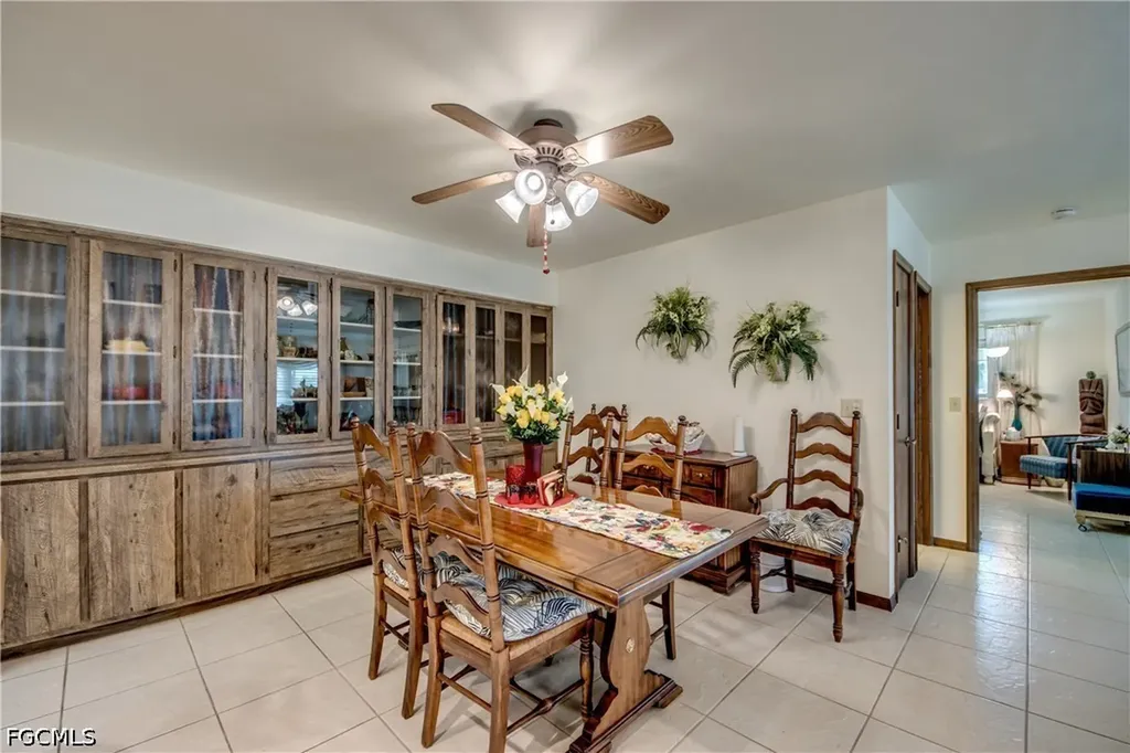 4963 Vincennes Street Cape Coral FL 33904