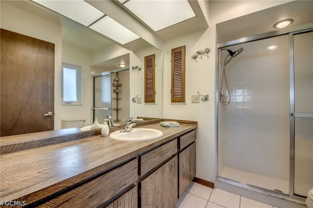 4963 Vincennes Street Cape Coral FL 33904