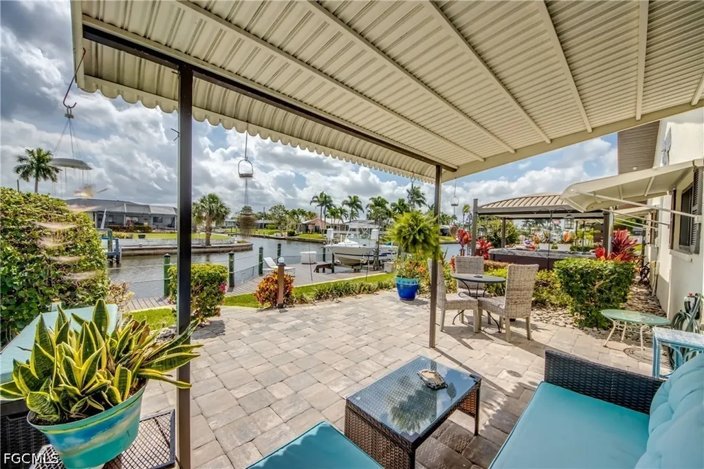 4963 Vincennes Street Cape Coral FL 33904
