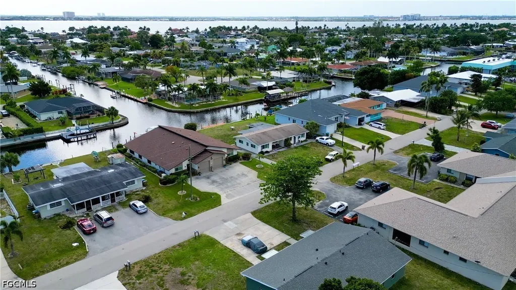 4963 Vincennes Street Cape Coral FL 33904