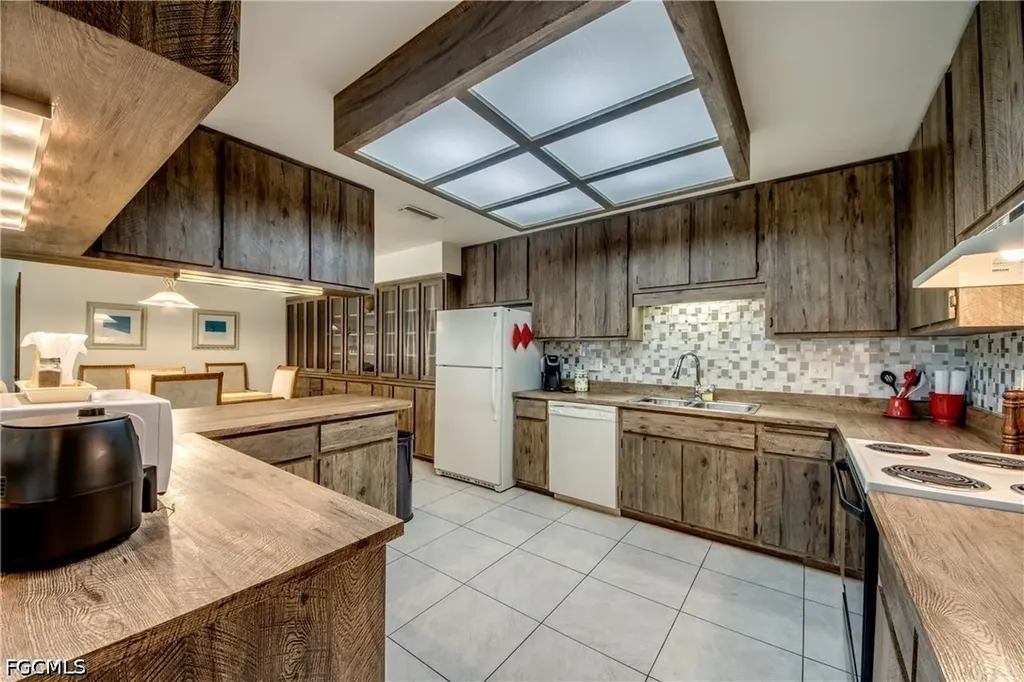 4963 Vincennes Street Cape Coral FL 33904