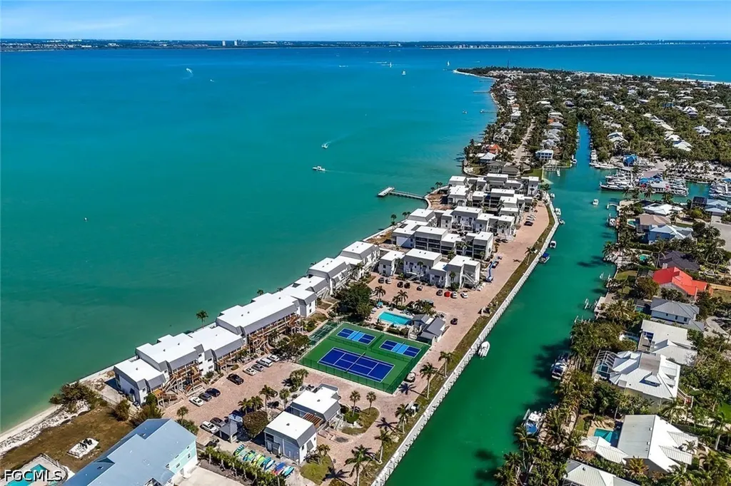 760 Sextant Drive Sanibel FL 33957