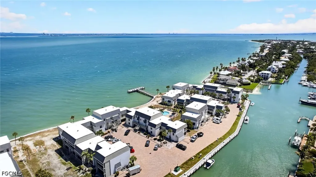 760 Sextant Drive Sanibel FL 33957