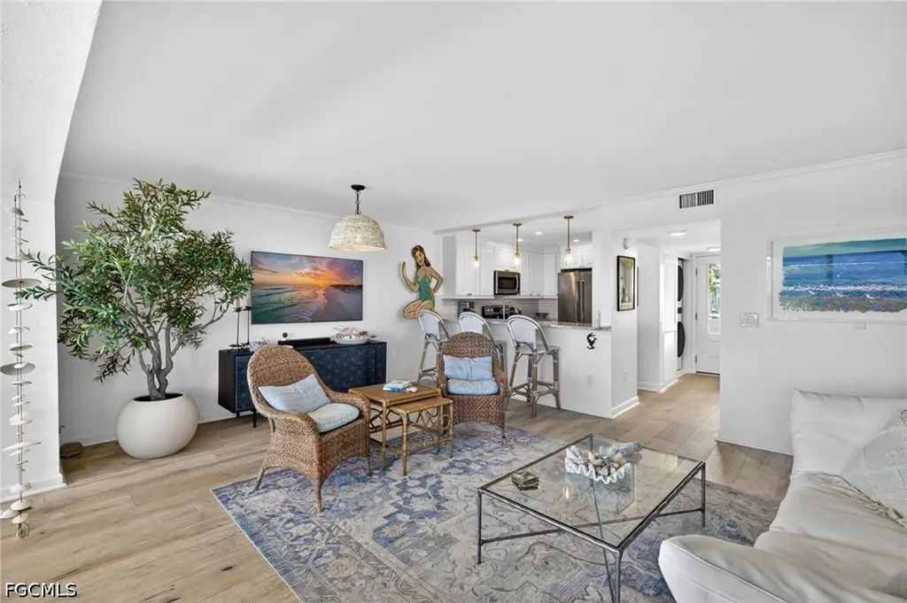 760 Sextant Drive Sanibel FL 33957