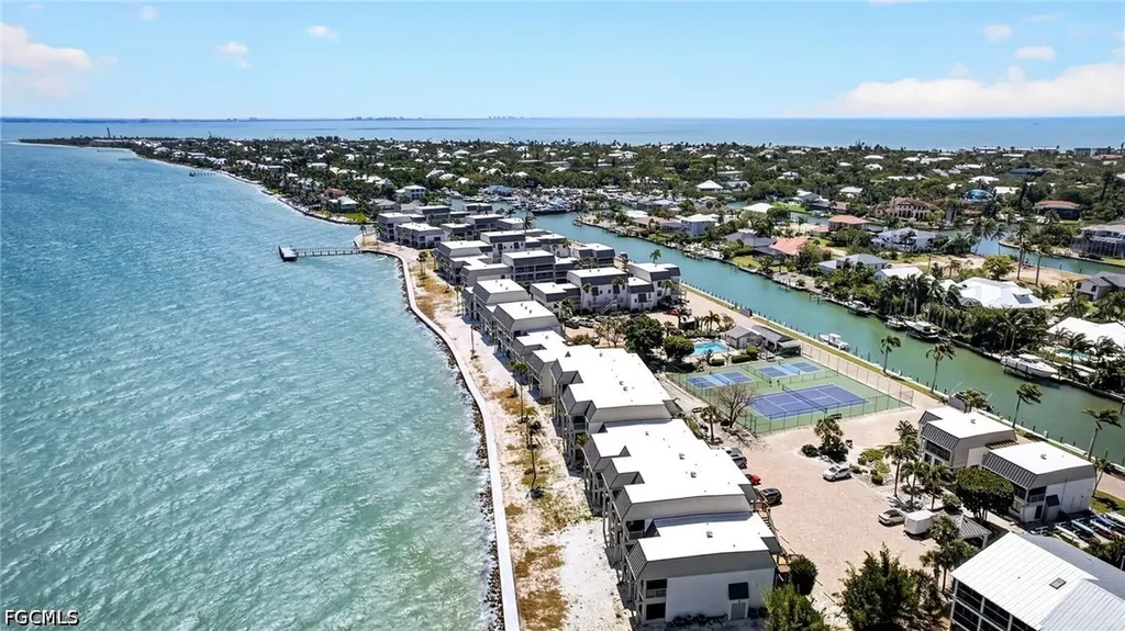 760 Sextant Drive Sanibel FL 33957