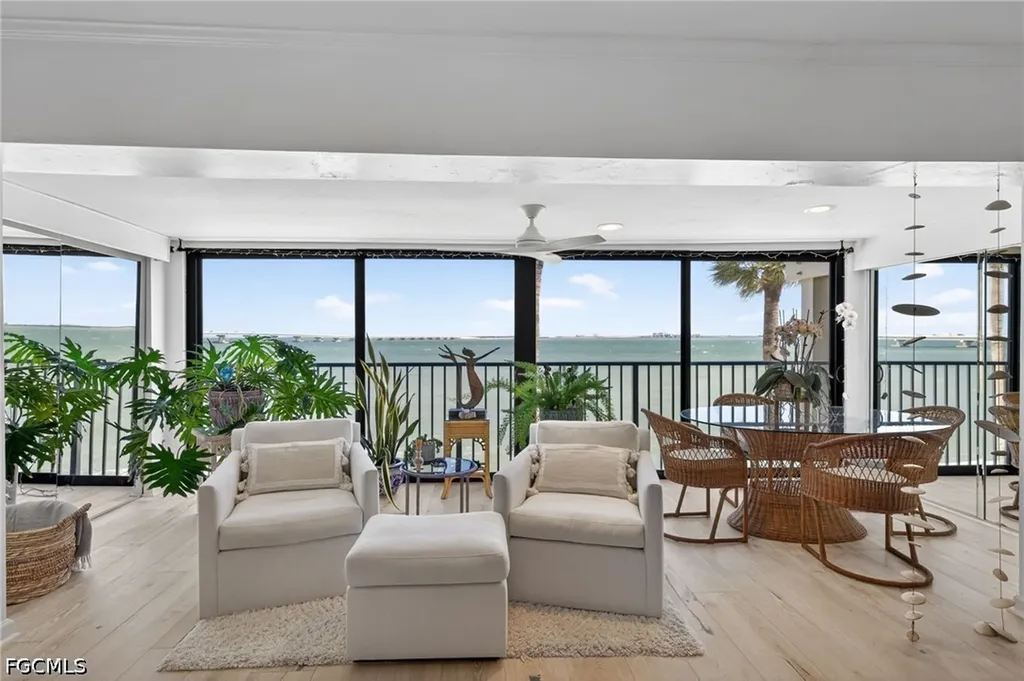 760 Sextant Drive Sanibel FL 33957