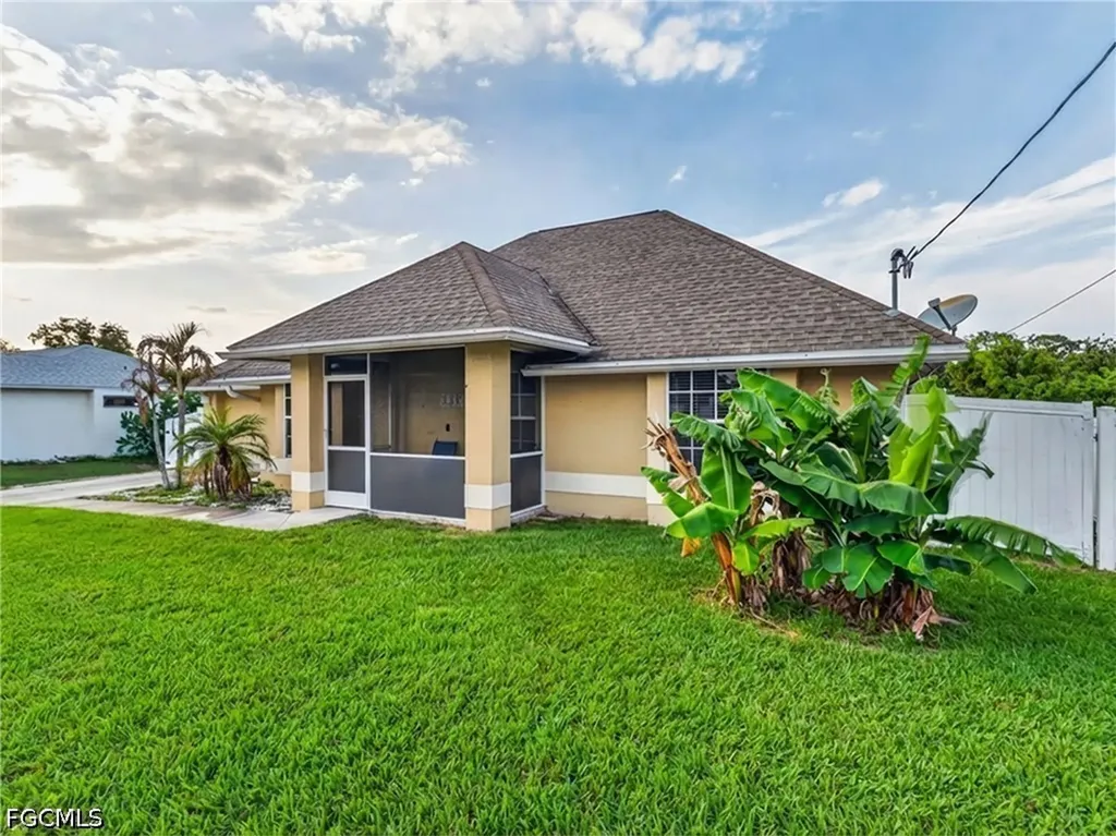 3306 23rd Street SW Lehigh Acres FL 33976