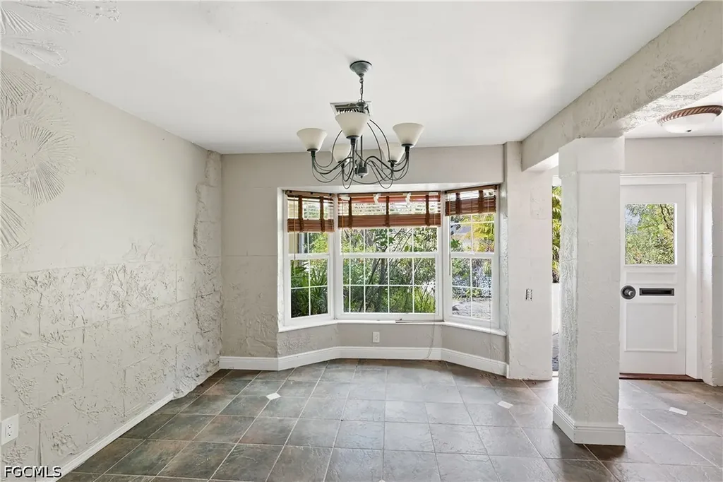 2204 Channel Way North Fort Myers FL 33917