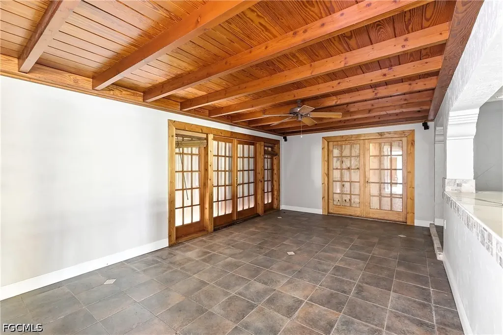 2204 Channel Way North Fort Myers FL 33917