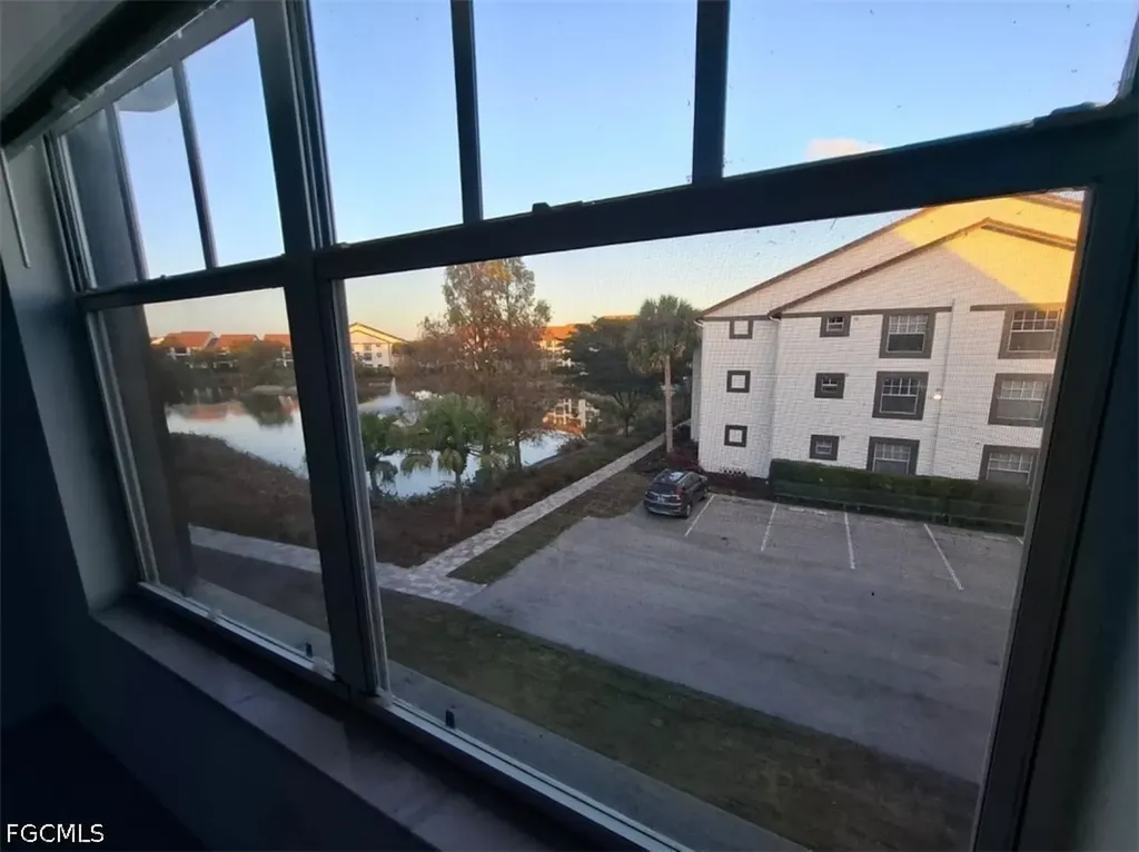 7915 Preserve Circle Naples FL 34119