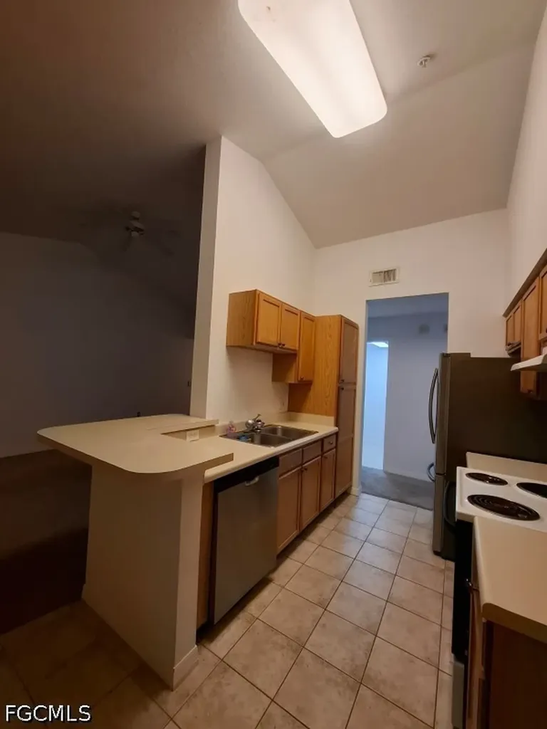 7915 Preserve Circle Naples FL 34119