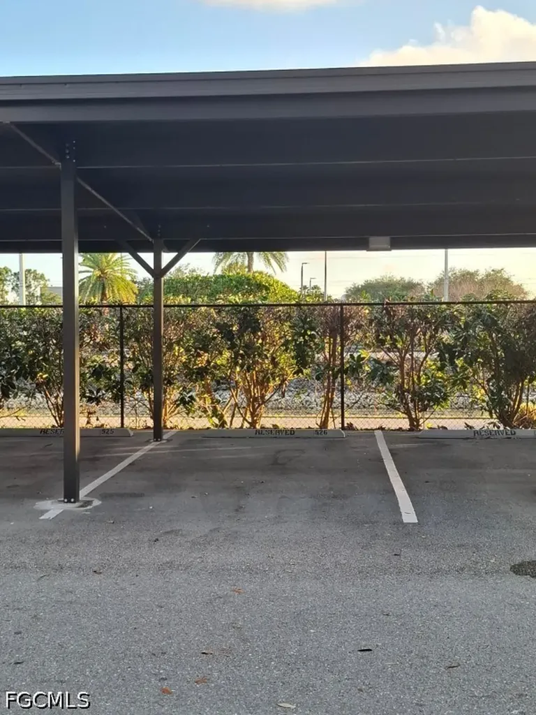 7915 Preserve Circle Naples FL 34119
