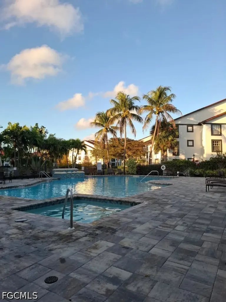 7915 Preserve Circle Naples FL 34119