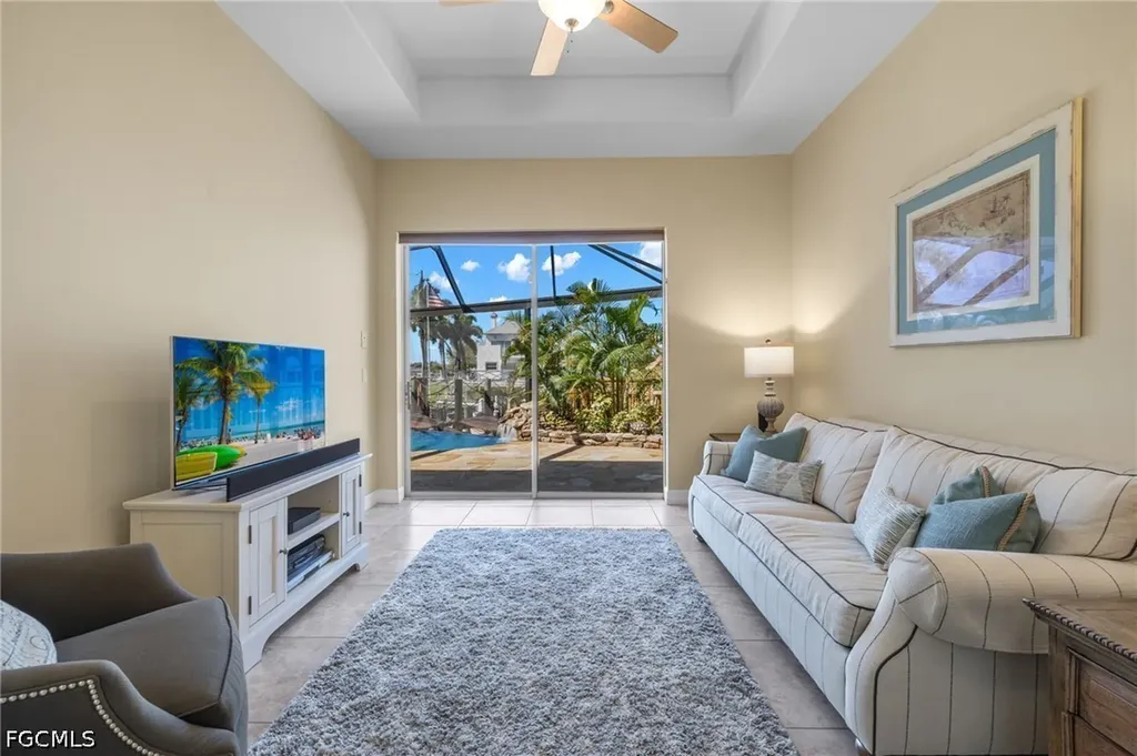2710 SW 27th Place Cape Coral FL 33914