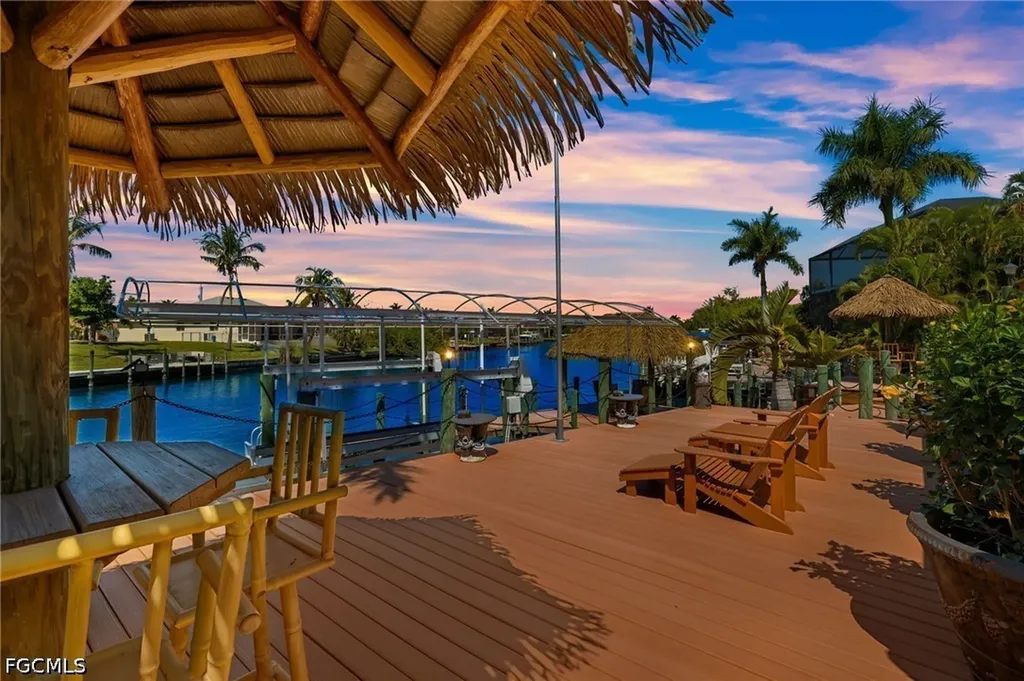 2710 SW 27th Place Cape Coral FL 33914