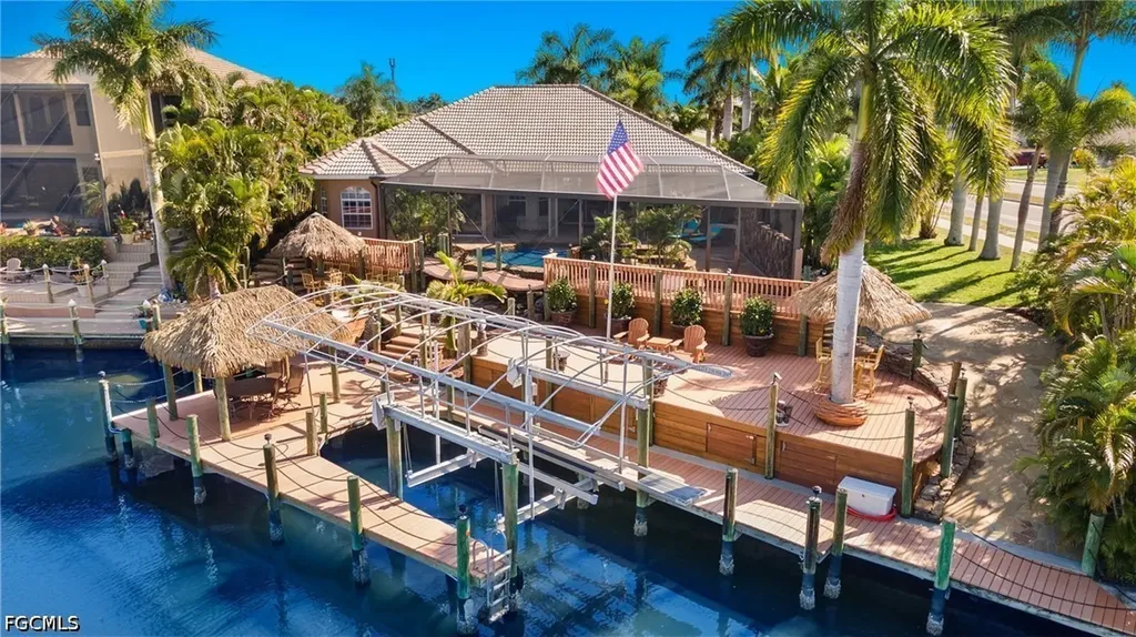 2710 SW 27th Place Cape Coral FL 33914