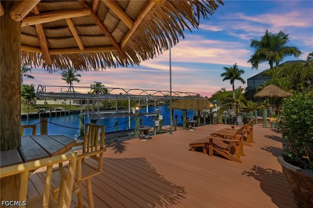 2710 SW 27th Place Cape Coral FL 33914