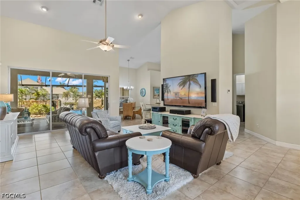 2710 SW 27th Place Cape Coral FL 33914