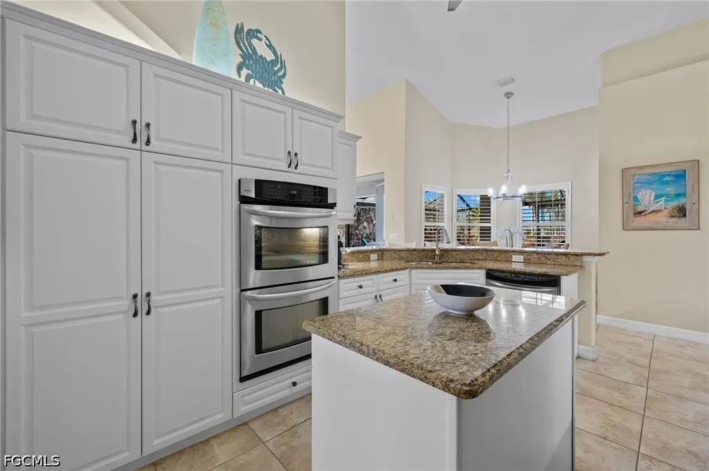 2710 SW 27th Place Cape Coral FL 33914