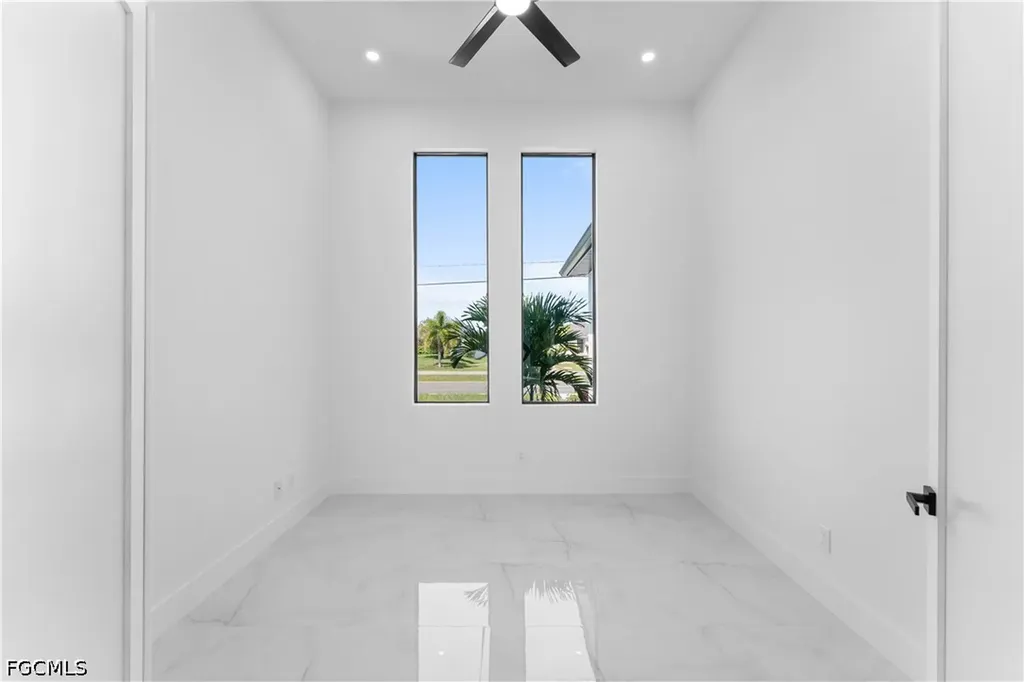 3414 W Gator Circle Cape Coral FL 33909