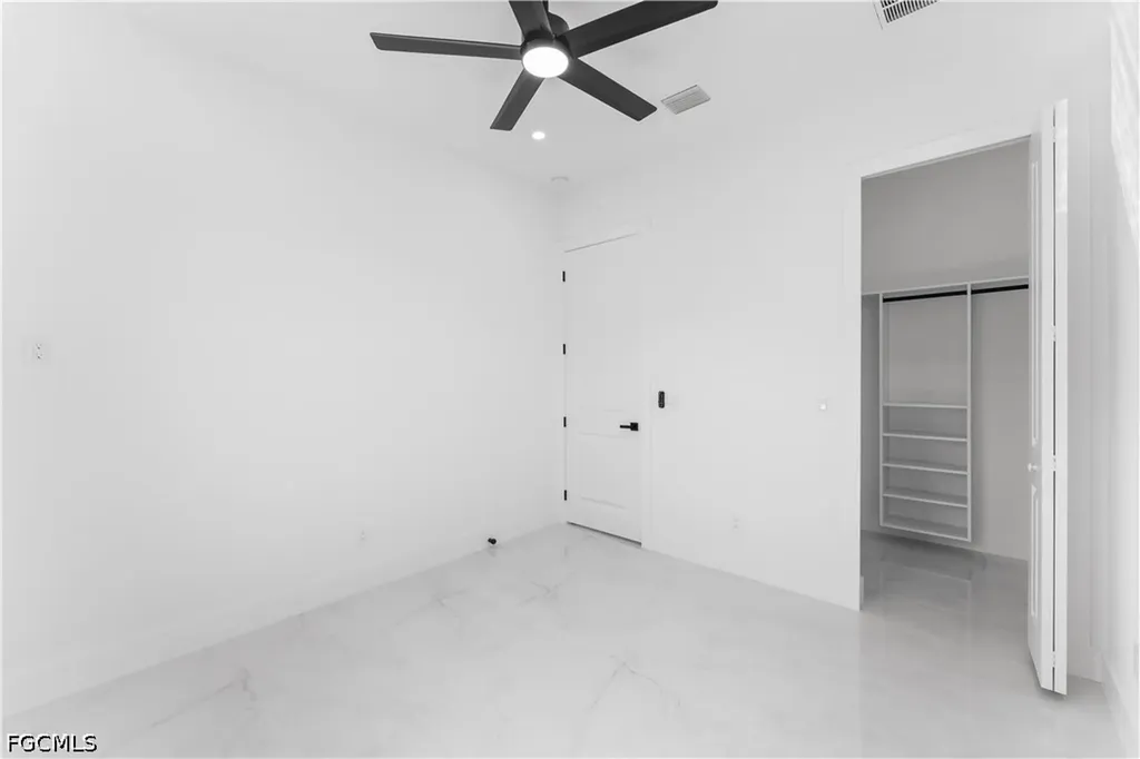 3414 W Gator Circle Cape Coral FL 33909
