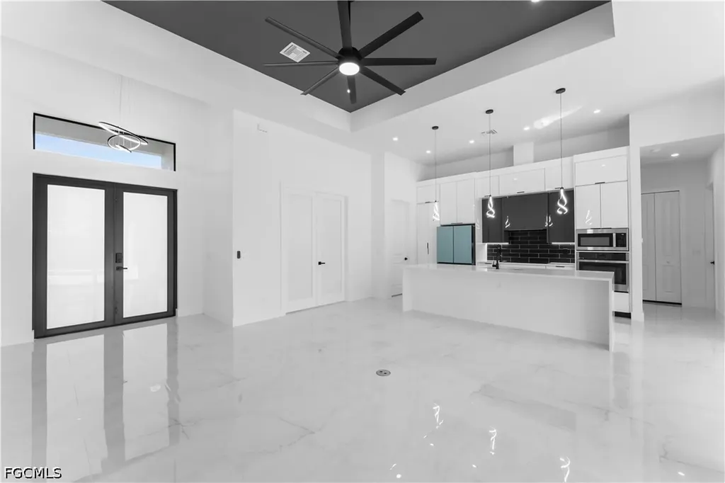3414 W Gator Circle Cape Coral FL 33909