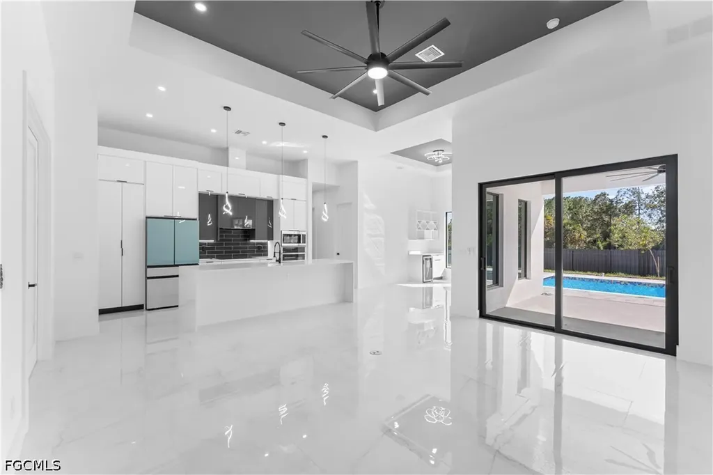 3414 W Gator Circle Cape Coral FL 33909
