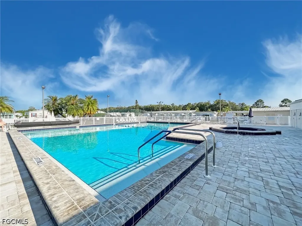 15 Fountain View Boulevard North Fort Myers FL 33903