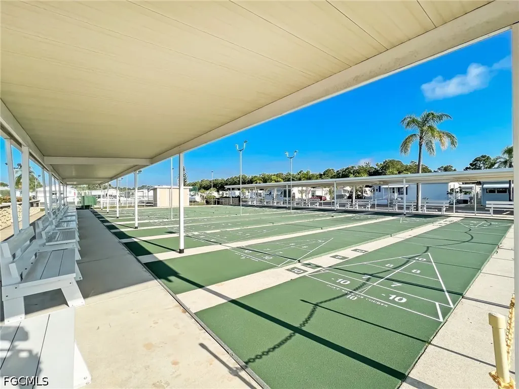 15 Fountain View Boulevard North Fort Myers FL 33903