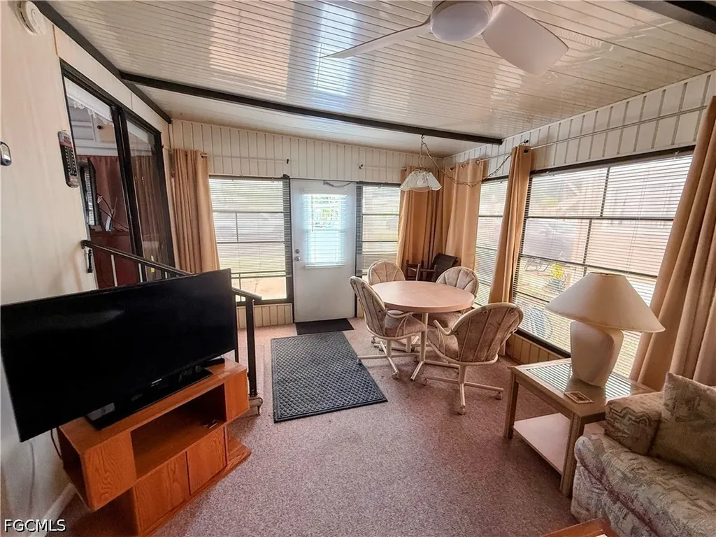 15 Fountain View Boulevard North Fort Myers FL 33903