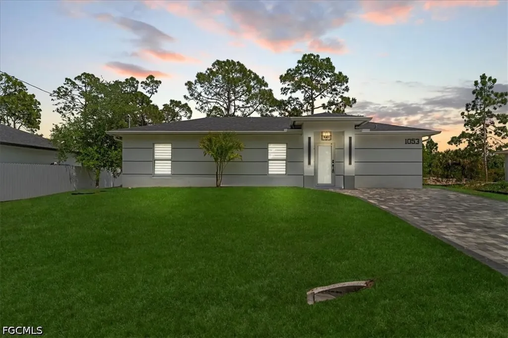 1053 Joponica Avenue S Lehigh Acres FL 33974