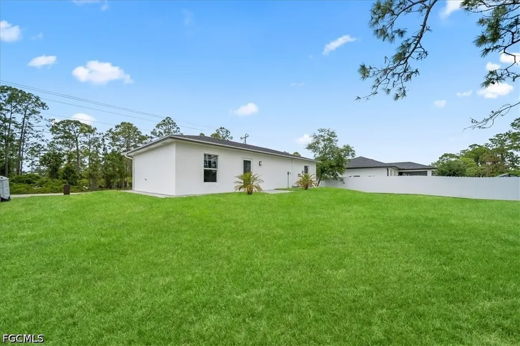 1053 Joponica Avenue S Lehigh Acres FL 33974